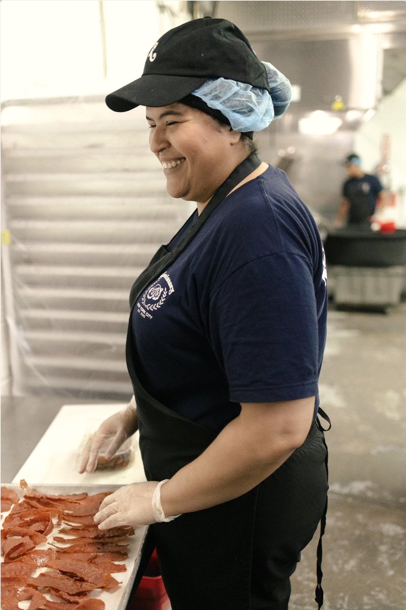 Behind every meal is a dedicated team member, working with care to serve NYC’s communities. It’s more than just food—it’s about supporting the people who make this city thrive. #KommissaryCares #FeedingNYC #CommunitySupport #WeAreNYC