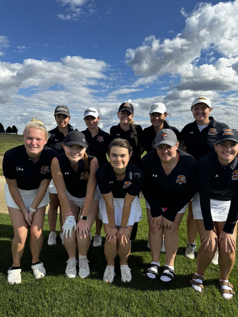 DoaneWGolf's tweet photo. Doane Women’s team champions at the Sioux land invite, finished the tournament off at Landsmeer golf course. Total 312 today, and 308 yesterday: Congratulations 

Sydney  - 1st 75-77= 152
Connie - 2nd 76-76=152
Payton  - T5th 78-78=156
Tia  - T10th 80-81=161
Laila -20th 79-88=167 https://t.co/DXXRlSIhRw