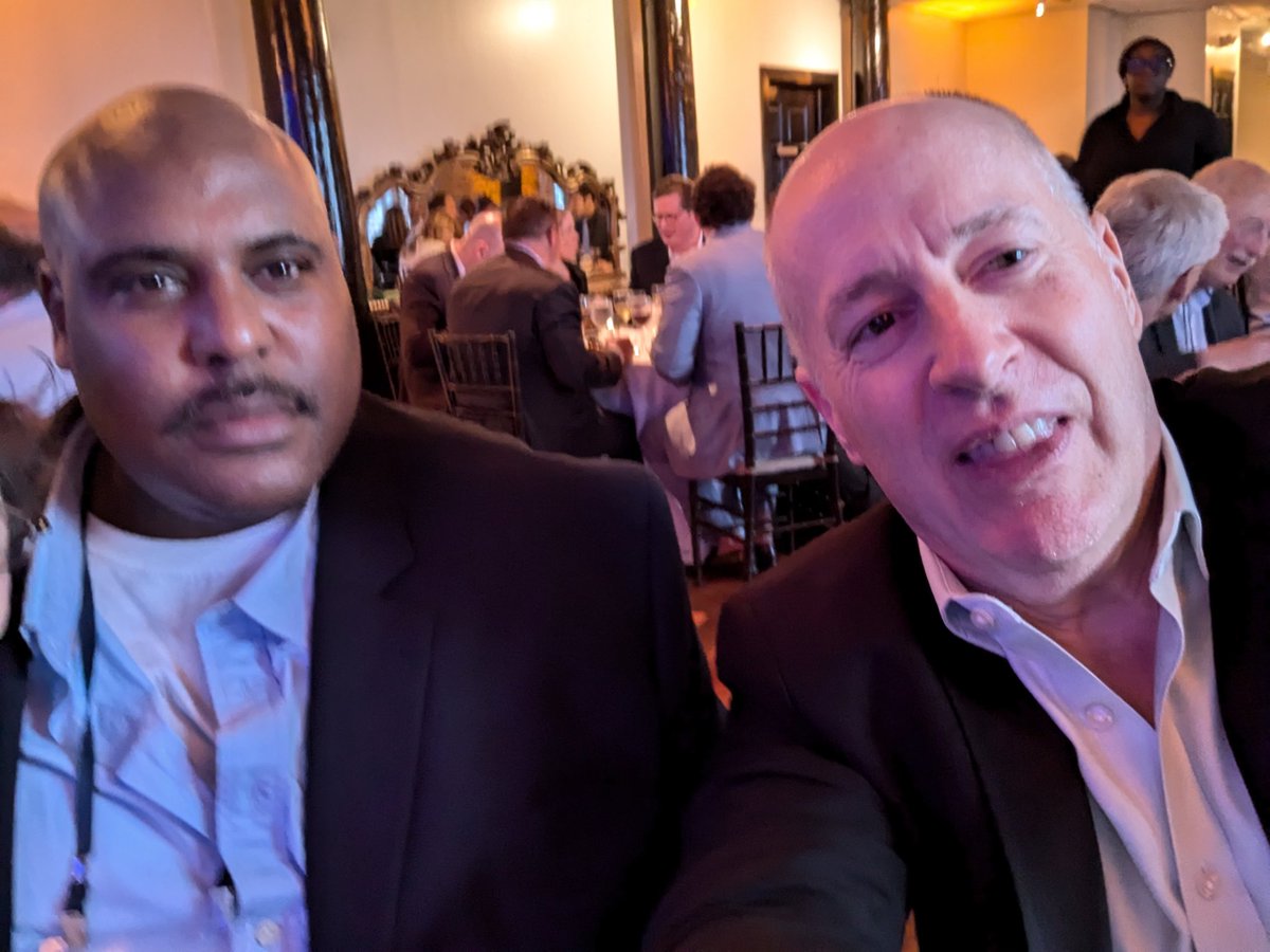 KeithNHumphreys's tweet image. At a recent @NiskanenCenter event I was grateful to meet someone whose work had a major impact on me: @ProfFortner