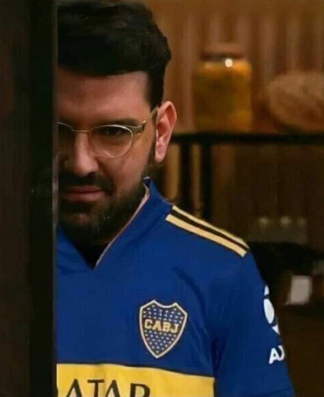 Agus_carp1214's tweet photo. AJJAJA los hinchas de boca hoy esperando a que Colo colo elimine a River para poder festejar algo. https://t.co/QxovTcSorq