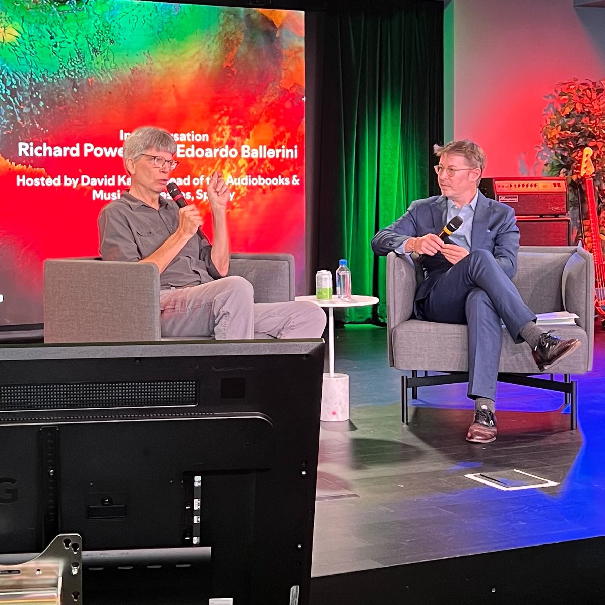 What a delight to be in conversation with #RichardPowers <a href="/Spotify/">Spotify</a> about his latest #Playground. A brilliant writer and an even kinder human being. <a href="/wwnorton/">W. W. Norton & Company</a>
