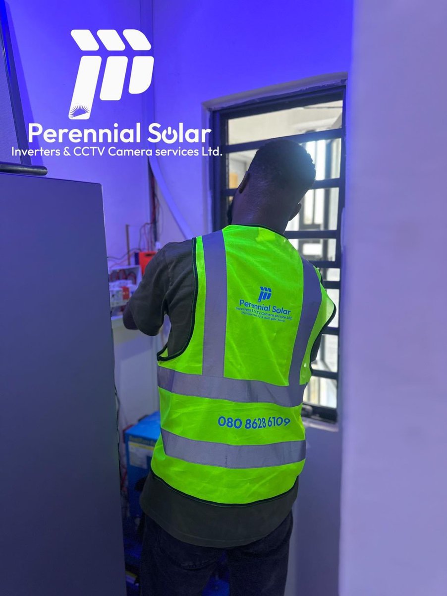 Perennial_Solar's tweet photo. Just completed a 3.5KVA solar system installation today, bringing reliable, renewable energy to another happy client! © Want to reduce your energy costs and enjoy 24/7 power? DM for details and let's get you started on the solar journey! 4 ** #SolarEnergy #GreenEnergy #Nigeria https://t.co/1oIKnsTvD5