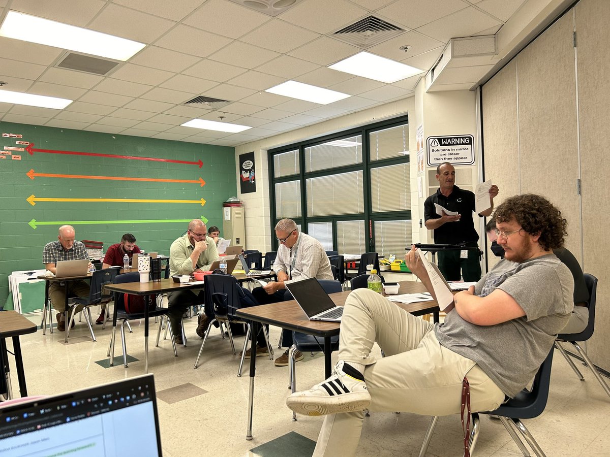 Queenie Hall tweet media