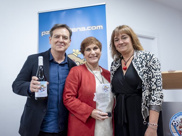 Grandísima noche en la Gala de entrega de los Goya del Altoaragón con motivo del XXV Aniversario PZBT 1999-2024. Enhorabuena a todos los premiados !! y gracias de corazón a tod@s los q vinisteis para fabricar esta noche de magia altoaragonesa  

+info en: 
pzbaldetena.com/actividades-pz…