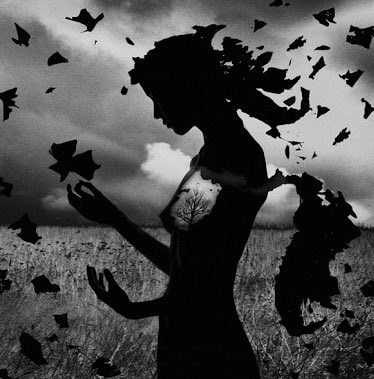 #بوح_آخر_الليل 

#مشاعرك_الان

#بوح_الخاطر 

أيها الحزن ،، 

ألم تؤلمك رُكبتاك من الجثو فوق صدورنا ؟!!

🥀🥀