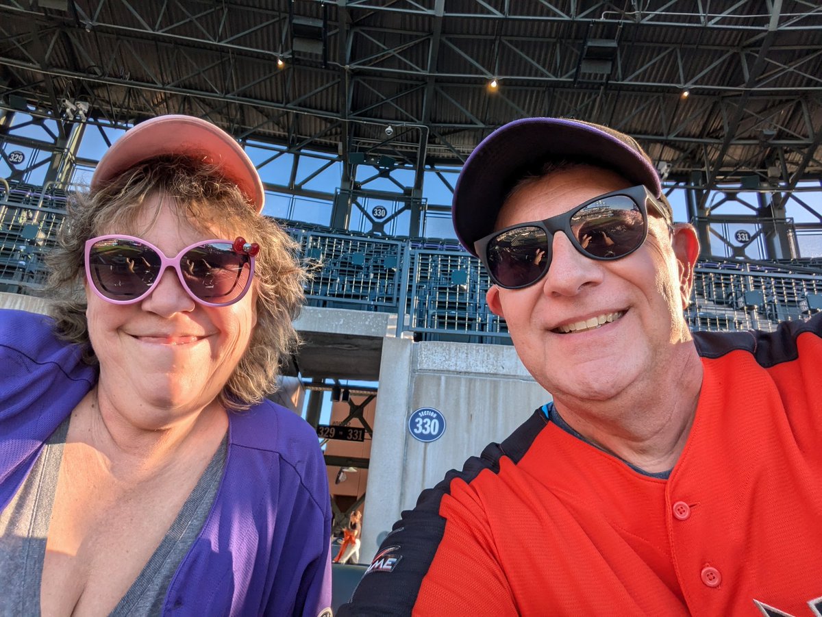 RoxSuperFan's tweet photo. #ILoveCoorsField https://t.co/Z68trGn7wH