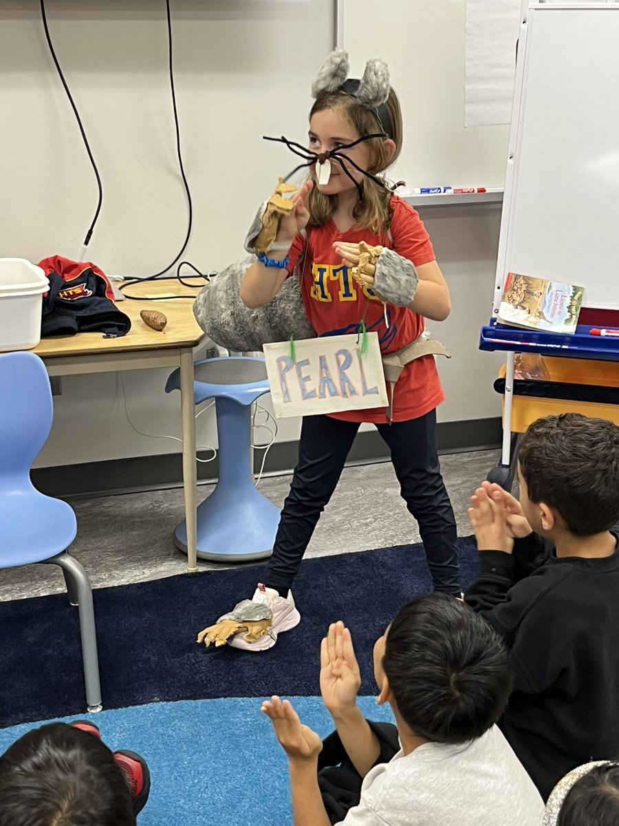 Thank you Nature Nancy for teaching 2B all about squirrels today. Ask us about making dreys and keeping baby squirrels warm! 🐿️ <a href="/HTSRichmondHill/">HTS Richmond Hill</a>