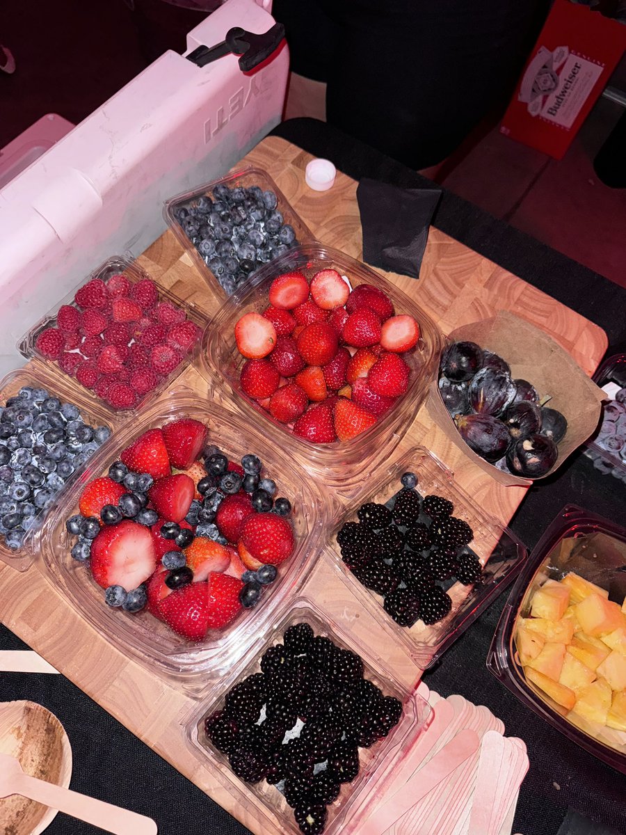 PWR__PLNT's tweet photo. we threw a PWR PLNT house party with @H_Lorenzo and all the usual suspects: fruit 🍒, BCI brain aura readings, non alcoholic drinks + full bar, special supplements and TECHNO ⚡️

thinking to do more of these… 💜 https://t.co/uYk017epRz
