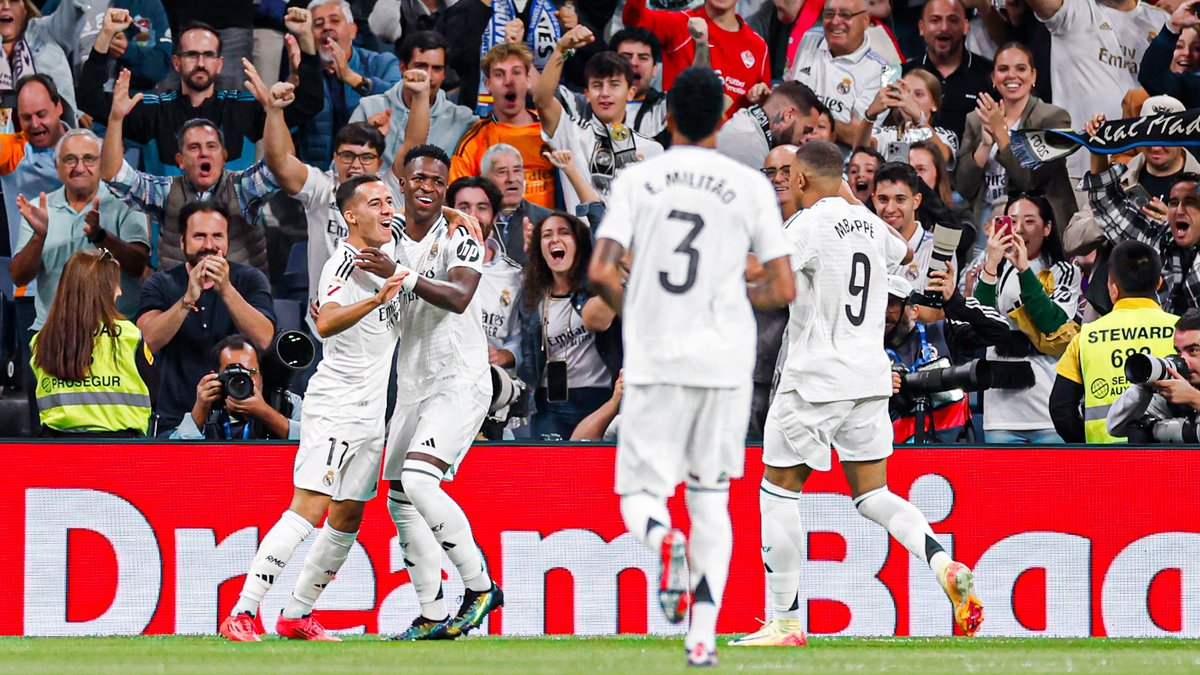 realmadrid's tweet photo. 💜 EQUIPO 🙌 #MADRIDISTAS 💜 https://t.co/nod3UX4KZO