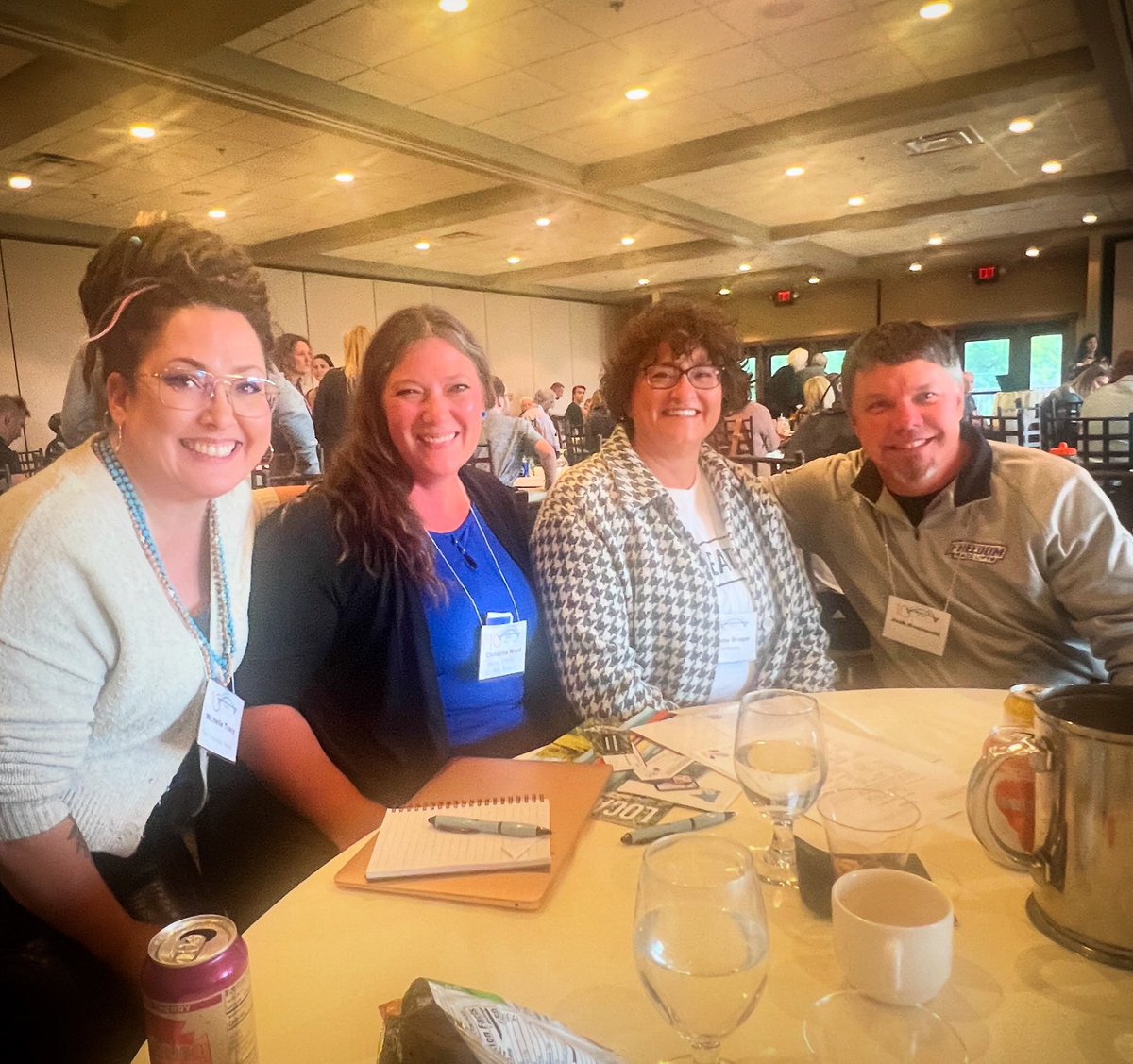 Ignite_MN's tweet image. The #Entrepreneuers who are a part of our Ignite Accelerator had an opportunity to attend the Entrepreneurial Bridge event today. 

Thank you, @smifound for such a great collection of stories, insights, and highlights of what’s happening across the SE region! ♥️ #IgniteMN