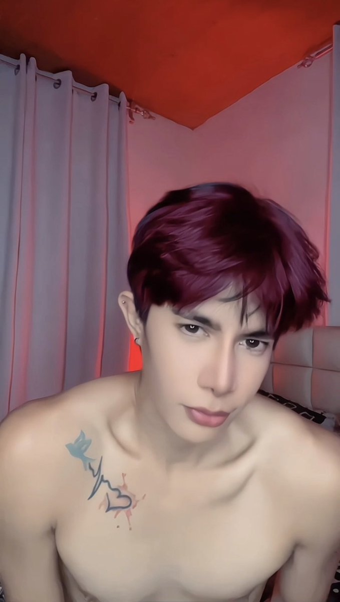 karldenver's tweet photo. You like red haired Boys? 🚩🚩🚩 https://t.co/2wdt4cDbG2