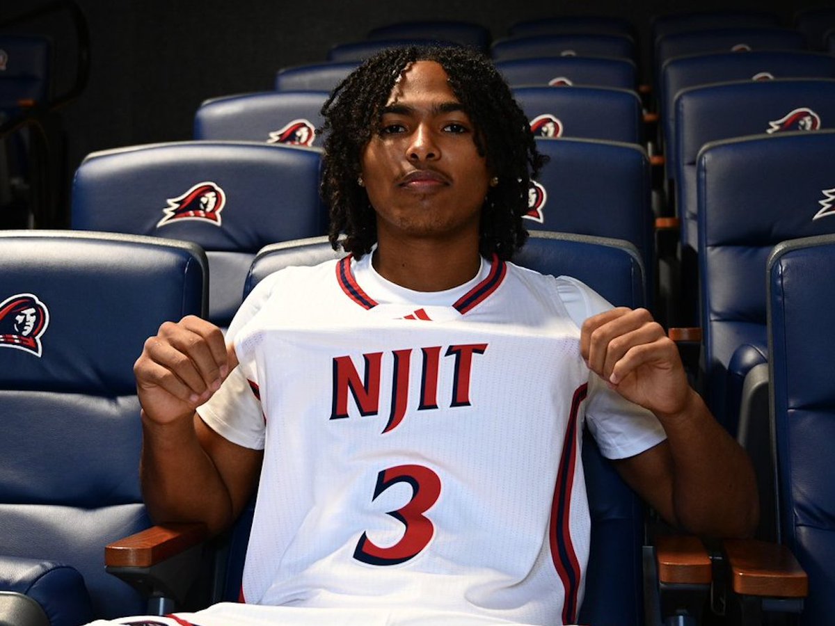 David Bolden Headed to NJIT

“They have a great coaching staff who recruited me hard”

🔗ny2lasports.com/david-bolden-h…