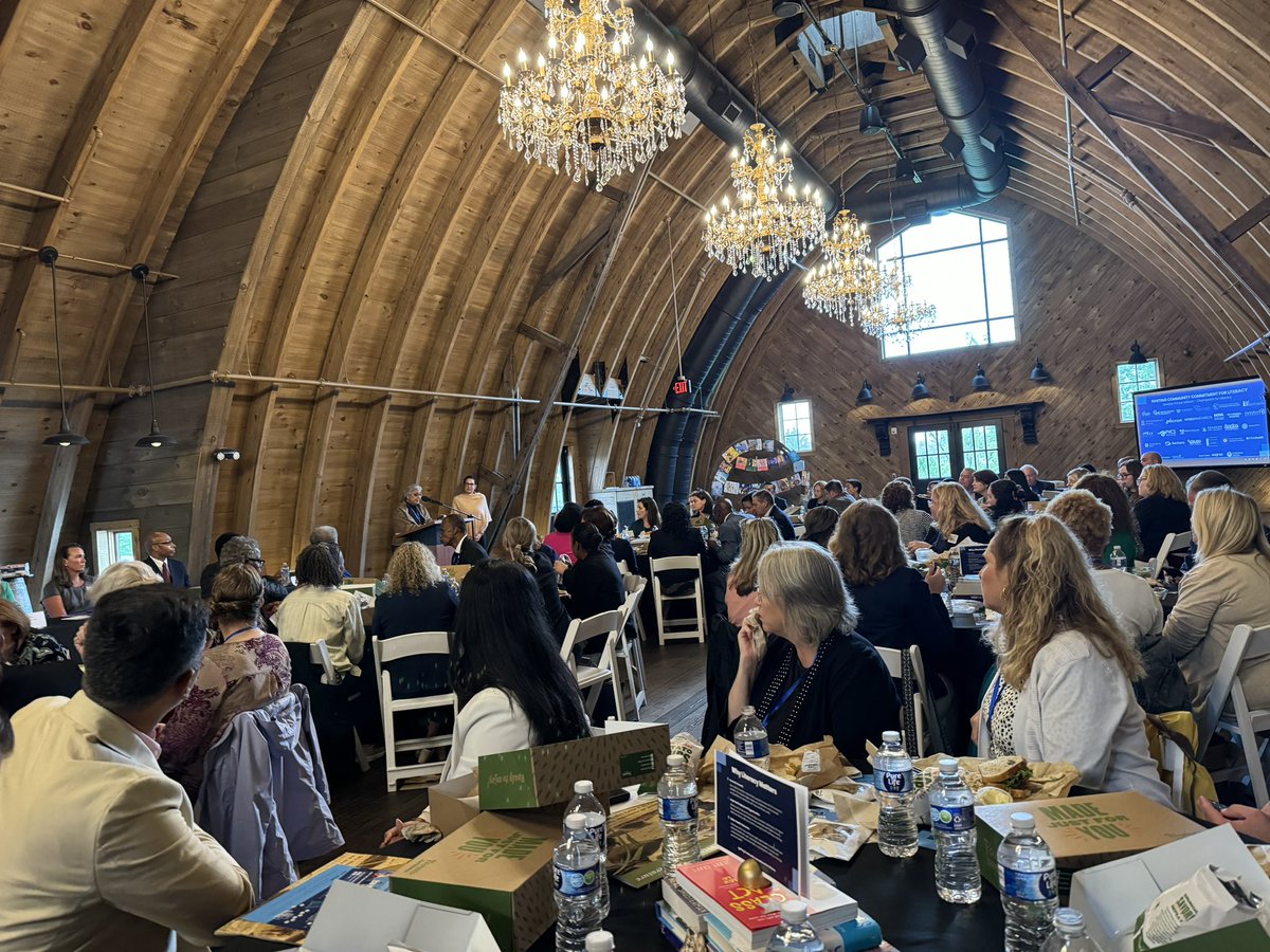 LateefForVA's tweet photo. Had a terrific day with Bookworm Central and their Early Literacy event with a great panel of @LDMcDade , @lisacoons10 and the superintendents of  Manasass City and Manassas Park. Great to see so many community partners at the event today @pwchamber @SPARKfoundation , @sentarahealth and @uvahealthnews @VDOE_News