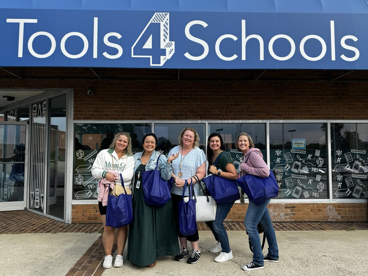 Valen Domanowski tweet media