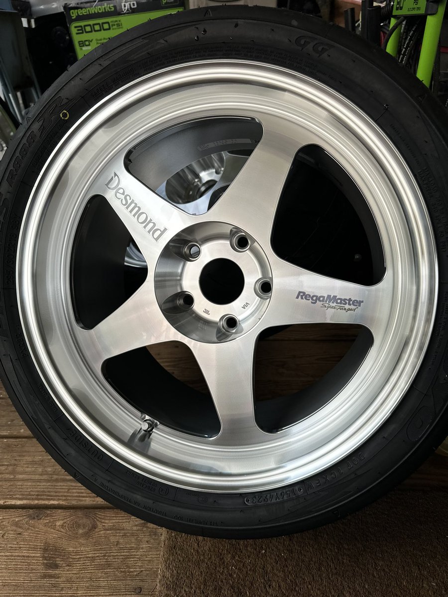 Sue Vang tweet media