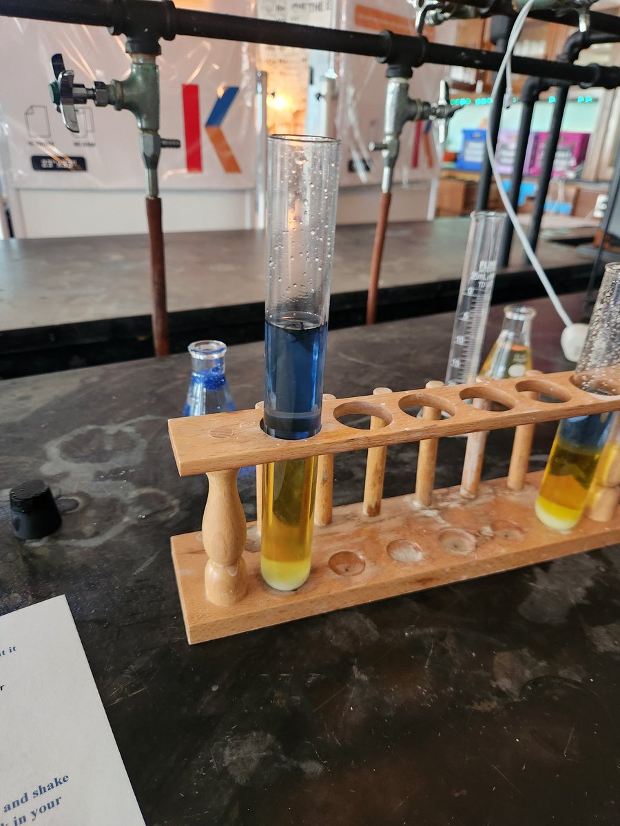 ReitzChemistry's tweet image. It was our favorite #apchem activity today - the Blue Glitter lab! The most engaging way to intro intermolecular forces. @evsc1 @ReitzHighSchool #iteachchem #chemistryisfun