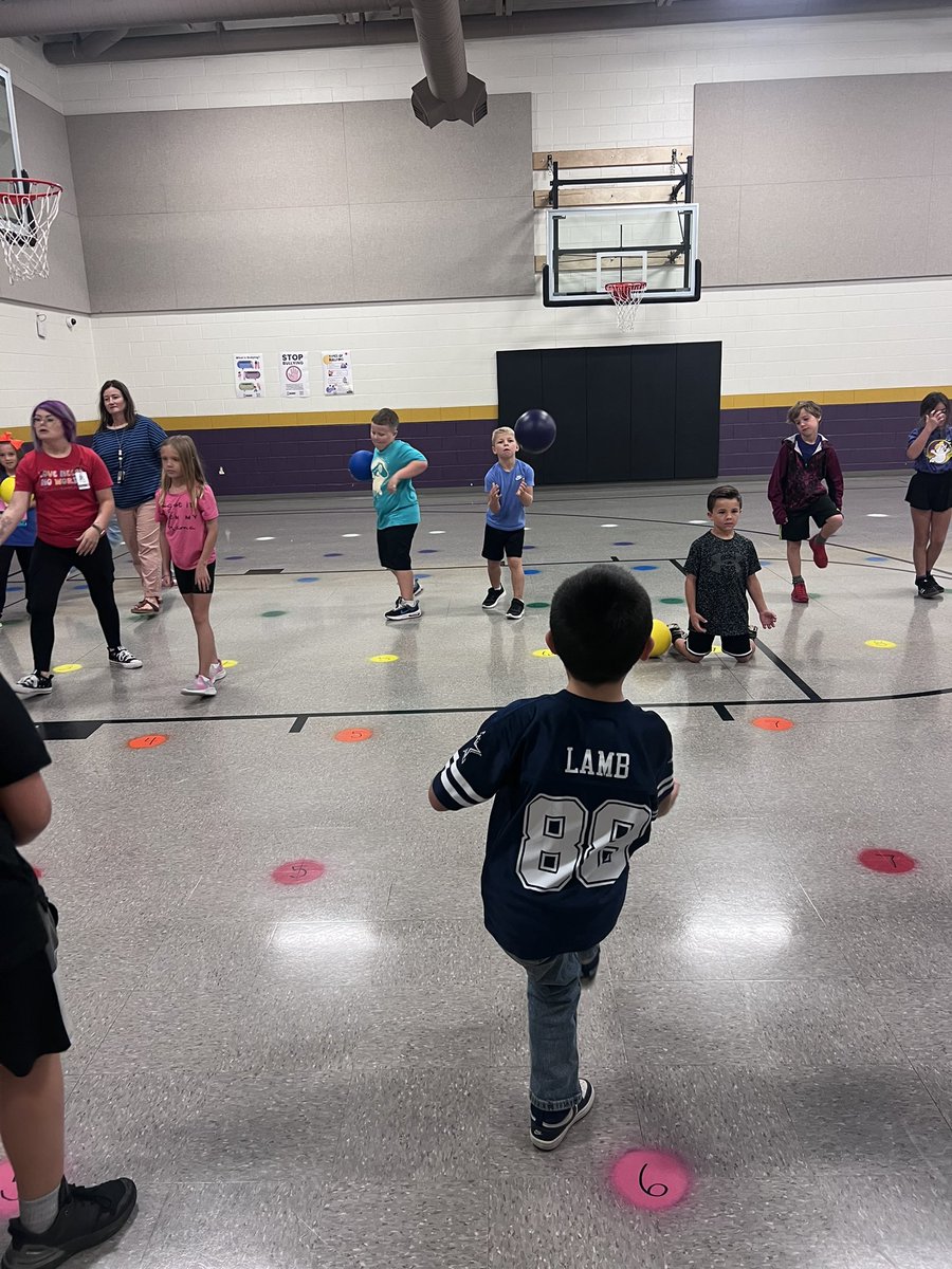 Beginning our first unit today! Underhand throwing is the focus this week. Kids were so excited to work with a partner and show off their skills. 👊🏼🎾