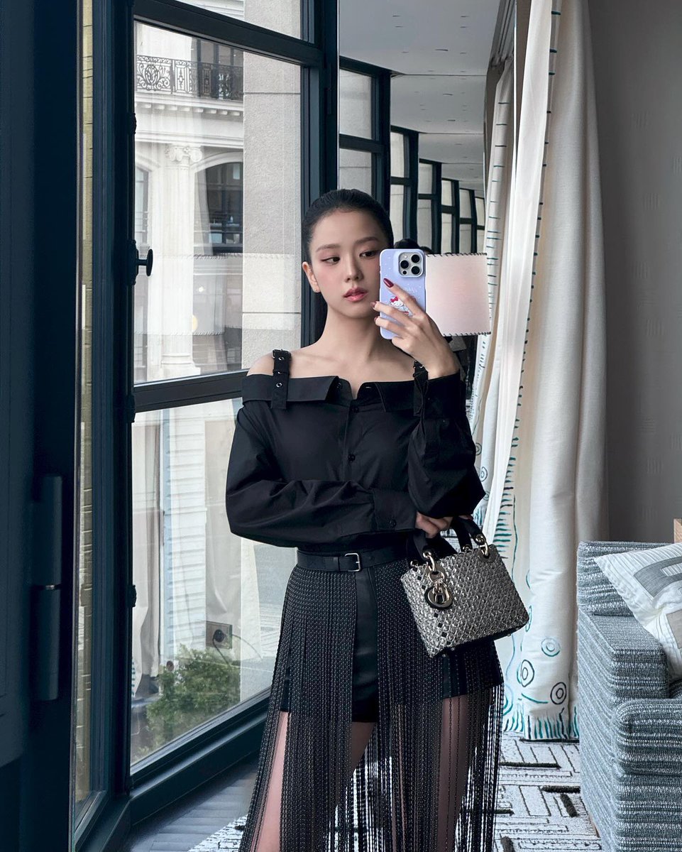 jenniesrenes's tweet image. jisoo ig update!