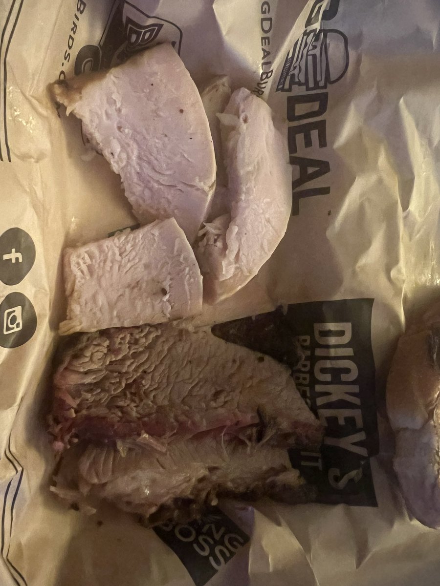 spearsboi's tweet photo. This is the amount of meat for a $17.99 2-Meat plate @Dickeys  
And we wonder why there’s inflation!!!! 3 slices of turkey and 2 of brisket! #ripoff #kalamazoo #dickeys #smallportions https://t.co/sSdAnygWIh