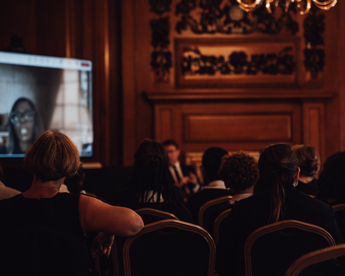 Urban Lawyers x Family Bar Association: Intro to Family Law Event
Students got an exclusive insight into family law, from advocacy exercises to real-life case studies. Thank you @honsocinnertemple outreach team for giving students access to the Inns and for your ongoing support!
