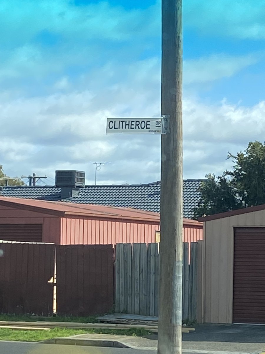 DJ TeeJay McStankyPantz tweet media