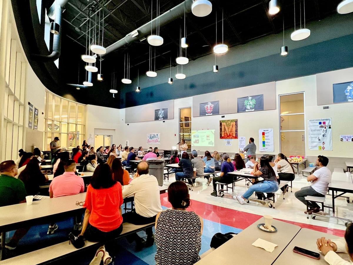 Esta mañana nuestra reunión de MÁS unidos fue todo un éxito. Queremos agradecer a todos los padres que asistieron y compartieron con nosotros sus historias y al PTA de <a href="/PISD_Mitchell/">Mitchell Elementary</a> por el desayuno delicioso que proporcionaron a nuestros padres #MASUnidos