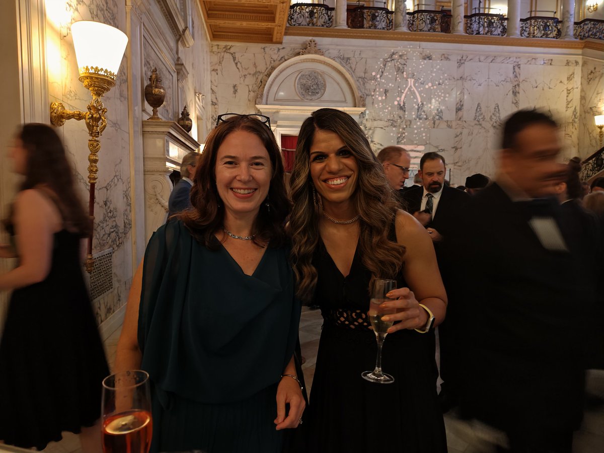 Drs. Politi &amp; Vaishnavi at <a href="/lcrf_org/">Lung Cancer Research Foundation</a> 's evening on innovation!