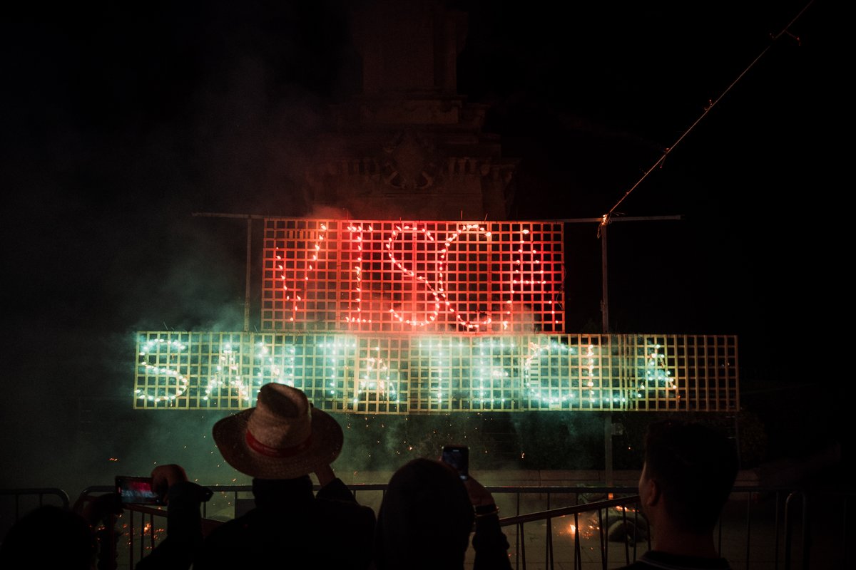 SantateclaTGN's tweet photo. Amb aquesta sorollosa i espurnejant traca, la festa arriba al seu final i acomiadem #SantaTecla2024! 💥

➡️ Fins l’any que ve, tarragonins i tarragonines!

❤️ VISCA SANTA TECLA! https://t.co/K22H1TGfbd