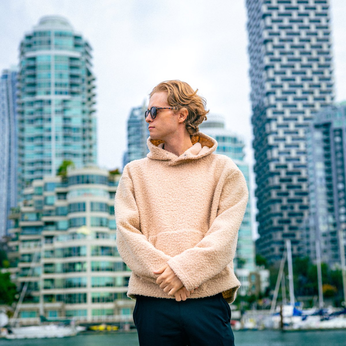 sold out show tonight in Vancouver 🇨🇦