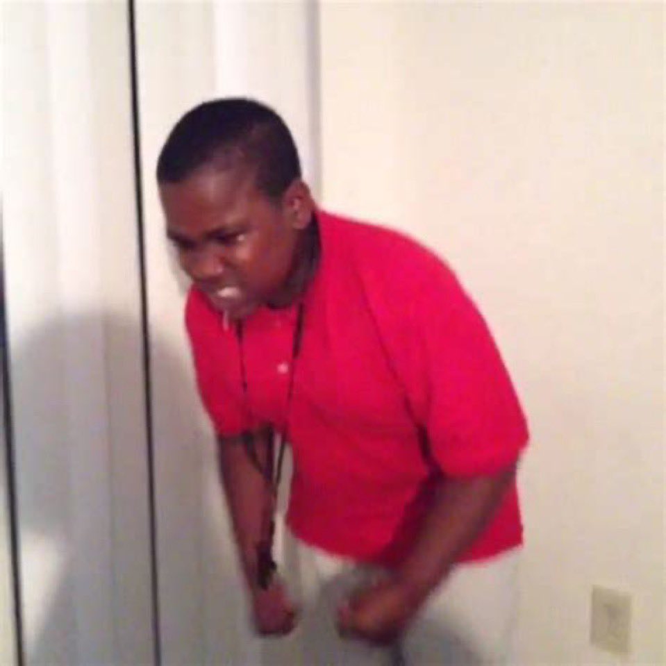 panoparker's tweet photo. Bloodborne fans watching Horizon get released for the 14957th time #StateofPlay https://t.co/tw3bGyCzn1