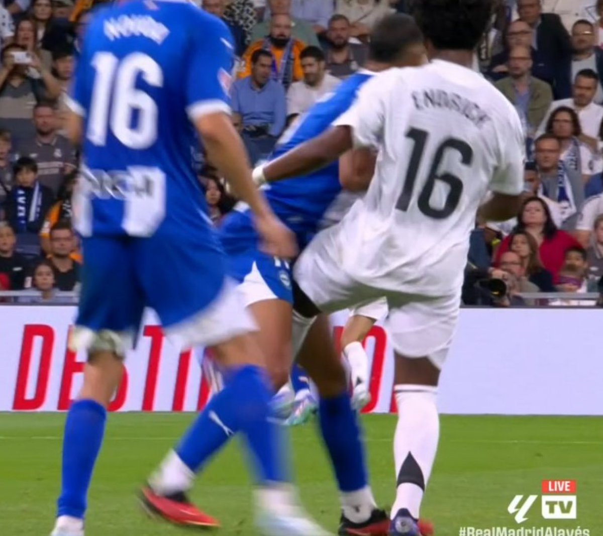 Endrick y Vinicius estarán en el derbi porque el Madrid juega con otras normas, Liga adulterada!