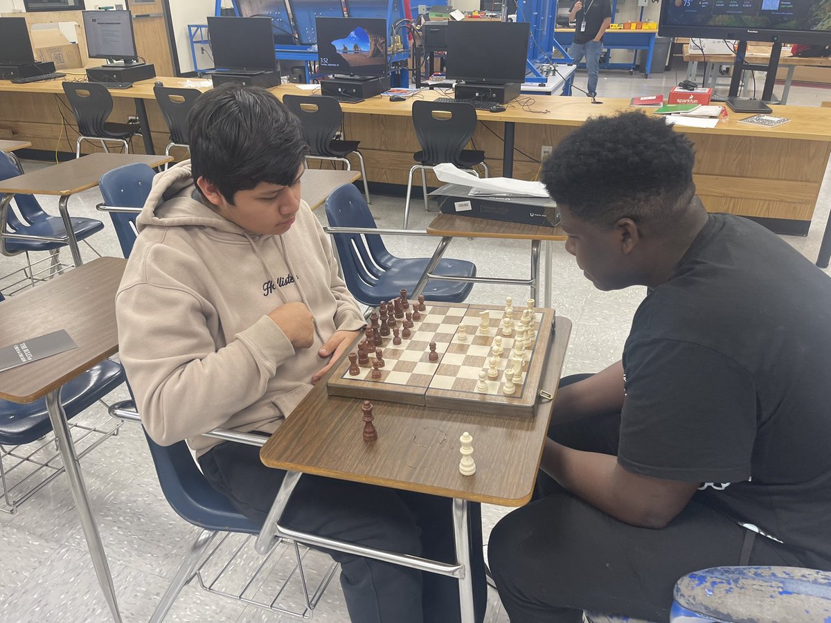 DrSciPhi's tweet photo. Today was a good day for Chess Club @CarverHS_AISD!!!🤓🤖❤️🏆 https://t.co/RIOowjjbf3