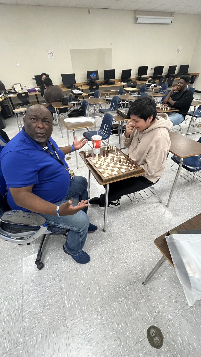 DrSciPhi's tweet photo. Today was a good day for Chess Club @CarverHS_AISD!!!🤓🤖❤️🏆 https://t.co/RIOowjjbf3