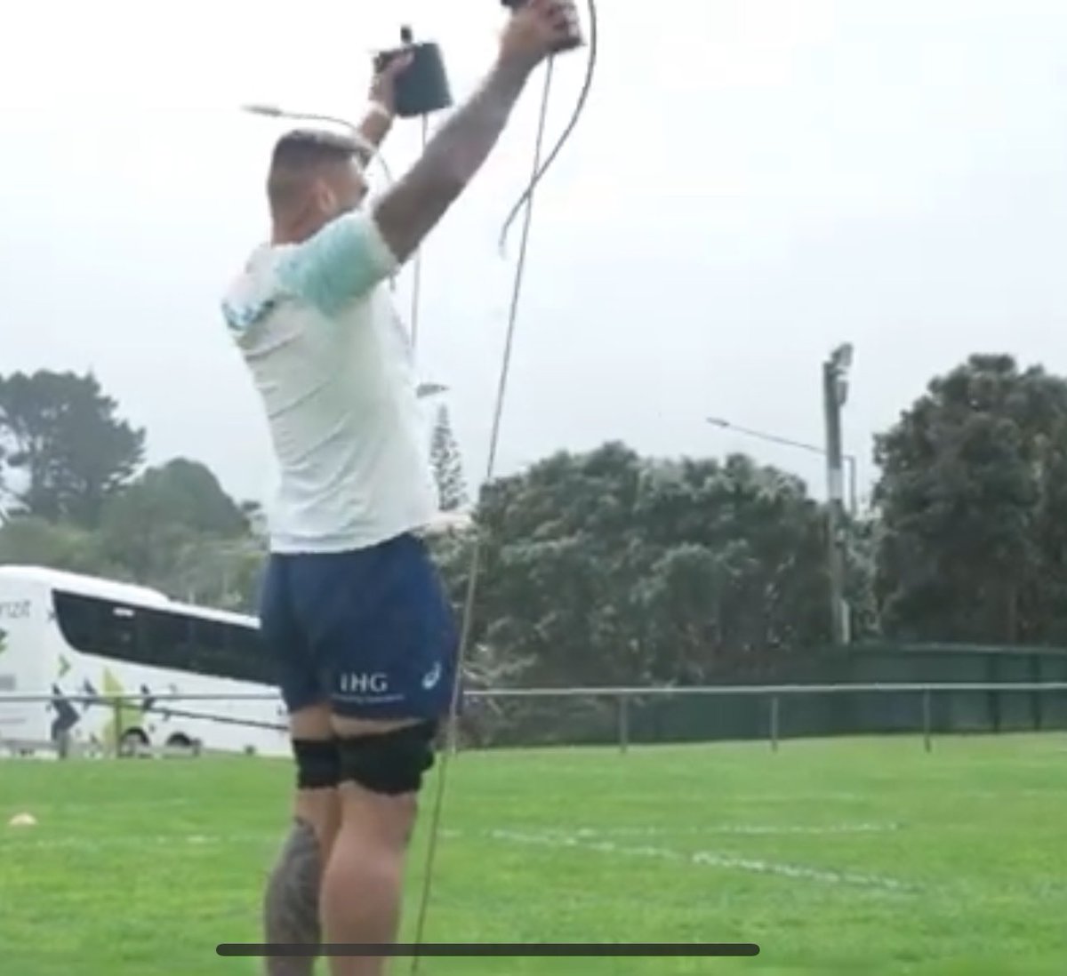 mgkh92's tweet photo. Anyone know what these are? Used as a lineout primer. Attached to resistance tube - clip for reference #rugby 

https://t.co/EZKqHKhL4K https://t.co/F6v1lpKwuI