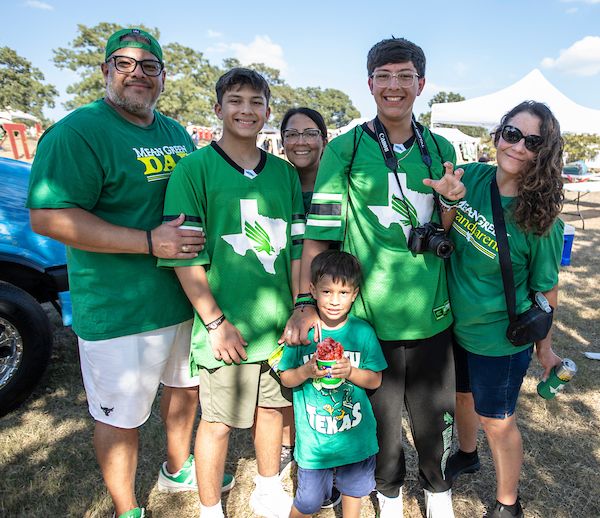 Elizabeth With tweet media