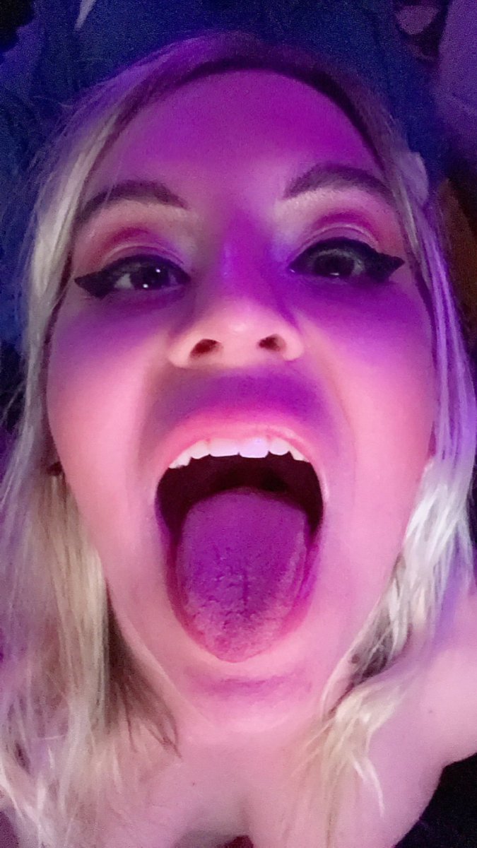 ts_giantess's tweet photo. are you ready to go down into my belly? 👅 https://t.co/mvHWZnG0W1