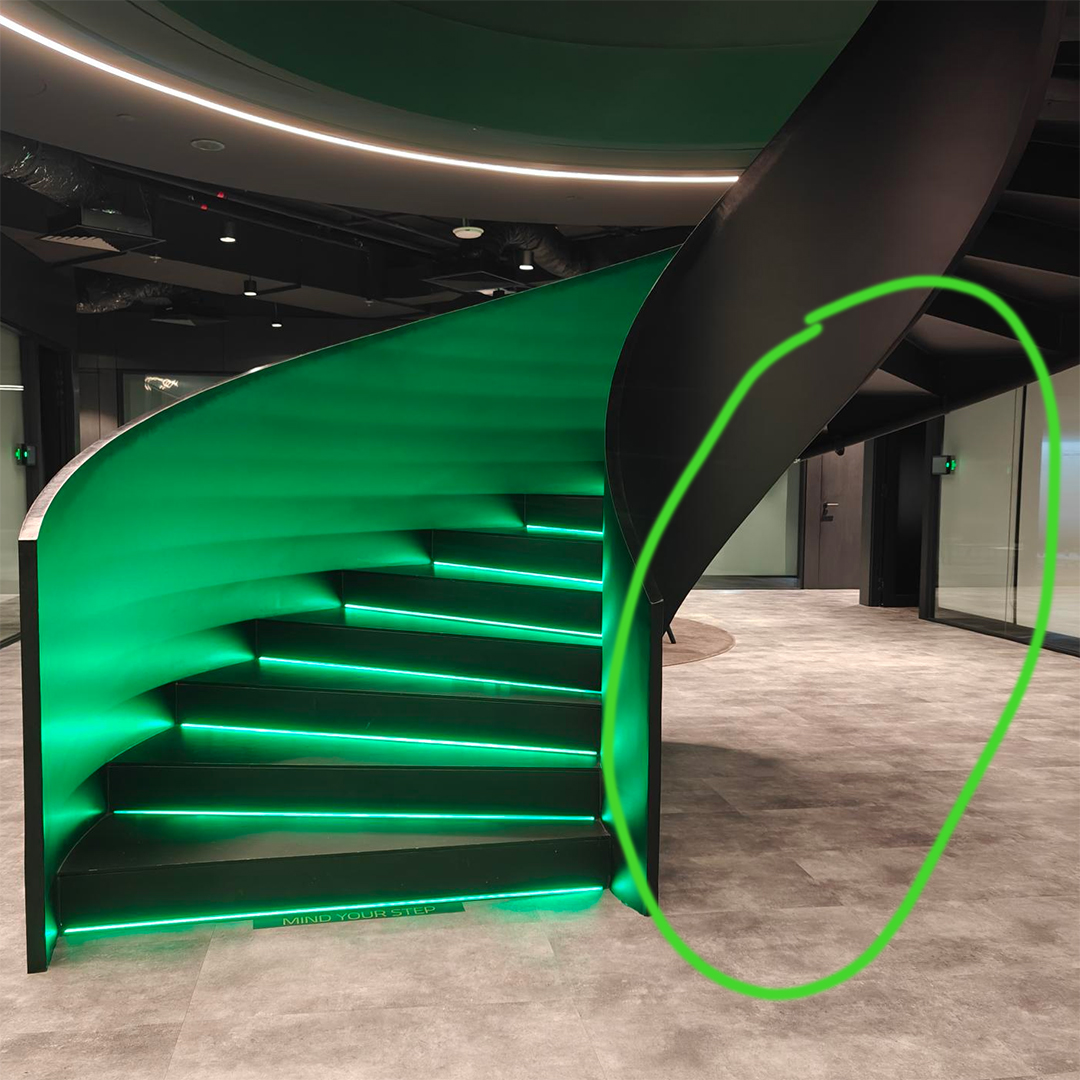 R Λ Z Ξ R tweet media