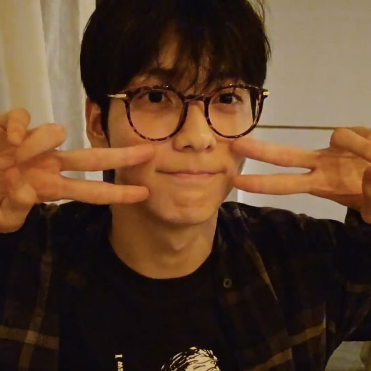hourly soobin tweet media