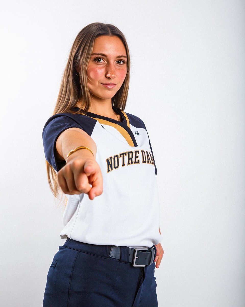 zoeyclark2026's tweet photo. I am excited to announce my commitment to play softball at the University of Notre Dame! GO IRISH! ☘️ 
@GAPatriots @2Ganeff @Coach_pooch @CoachDeOliveira @j_spitale @Intensity16uBOD @NDsoftball @intensitykod @SSN_Softball @SoftbalAmerica @ExtraInningSB https://t.co/2PipRnMTx7