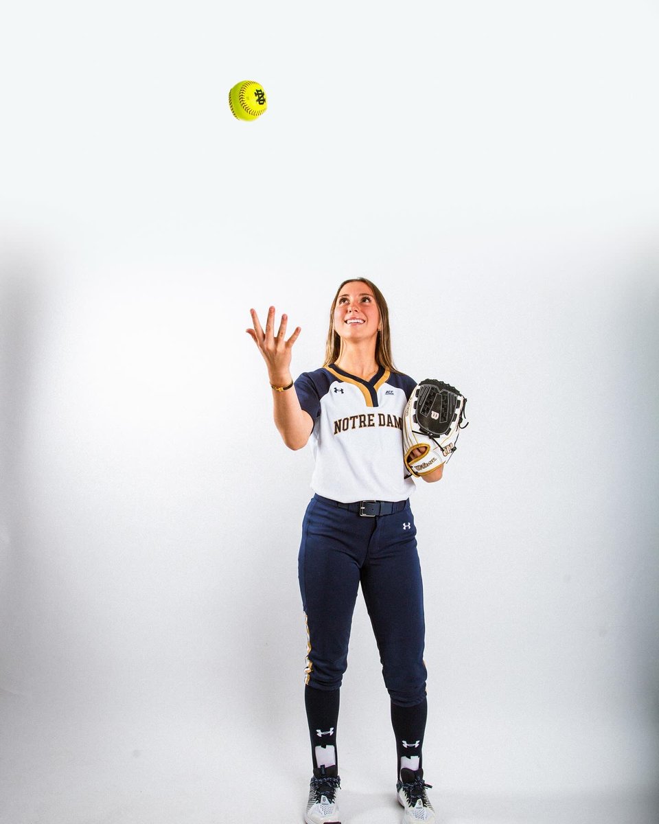 zoeyclark2026's tweet photo. I am excited to announce my commitment to play softball at the University of Notre Dame! GO IRISH! ☘️ 
@GAPatriots @2Ganeff @Coach_pooch @CoachDeOliveira @j_spitale @Intensity16uBOD @NDsoftball @intensitykod @SSN_Softball @SoftbalAmerica @ExtraInningSB https://t.co/2PipRnMTx7