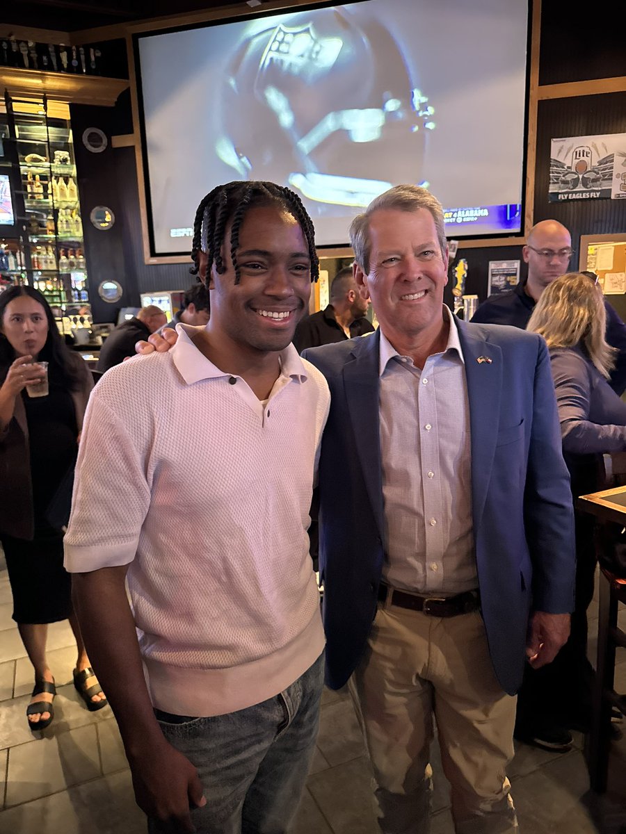 BrianKempGA's tweet photo. Great to be in Pennsylvania supporting my good friend @DaveMcCormickPA for Senate! https://t.co/MKNhBX7pUN