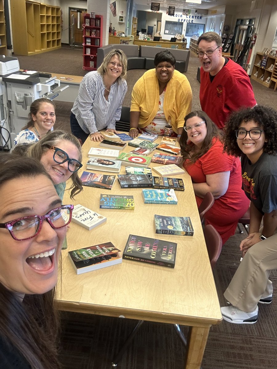 Seneca HS Library tweet media