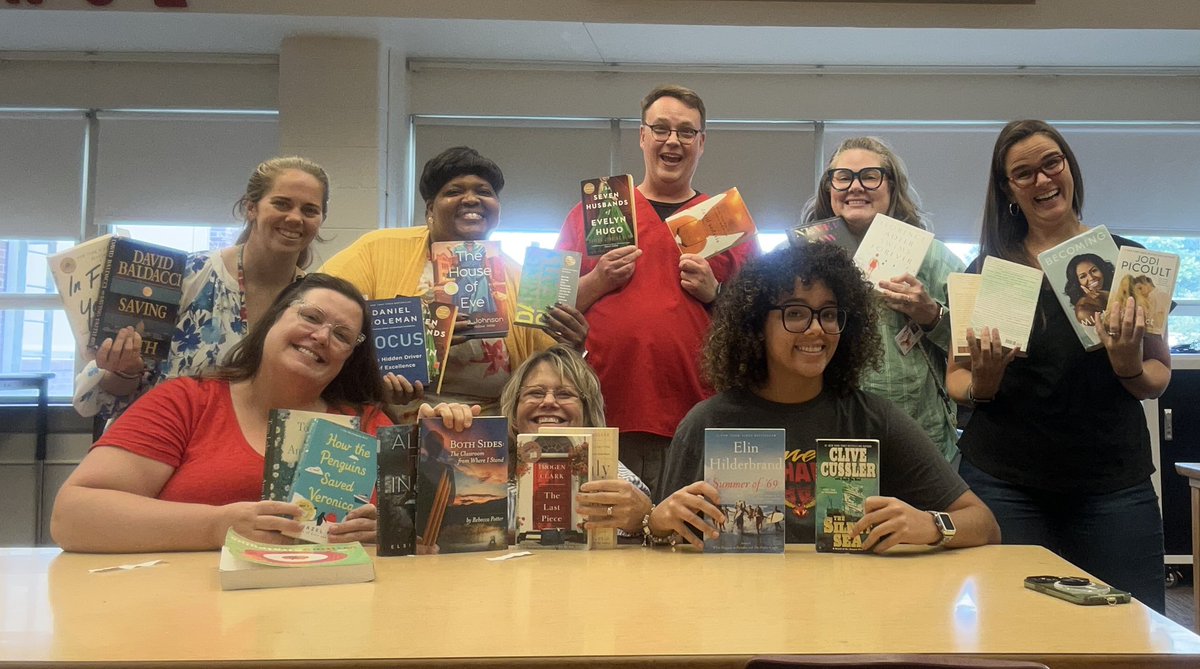 To prepare for a fall break of reading, we had 11 staff members participate in our first book swap! We each walked away with two “new to us” books:) #senecasoars #lifelongreaders #readingforfun