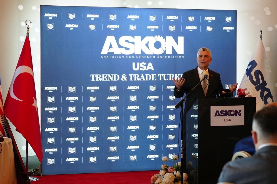 ASKON Amerika Şubemizin ev sahipliğinde düzenlemiş olduğumuz  ‘ASKON Amerikan-Türk İş  Buluşması’  toplantımıza teşrif buyuran KKTC Cumhurbaşkanımız Sn. <a href="/ErsinrTatar/">Ersin Tatar</a> , Ticaret Bakanımız Sn. <a href="/omerbolatTR/">Prof. Dr. Ömer Bolat</a>, Hazine Ve Maliye Bakanımız Sn. <a href="/memetsimsek/">Mehmet Simsek</a> , Sanayi ve Teknoloji Bakanımız