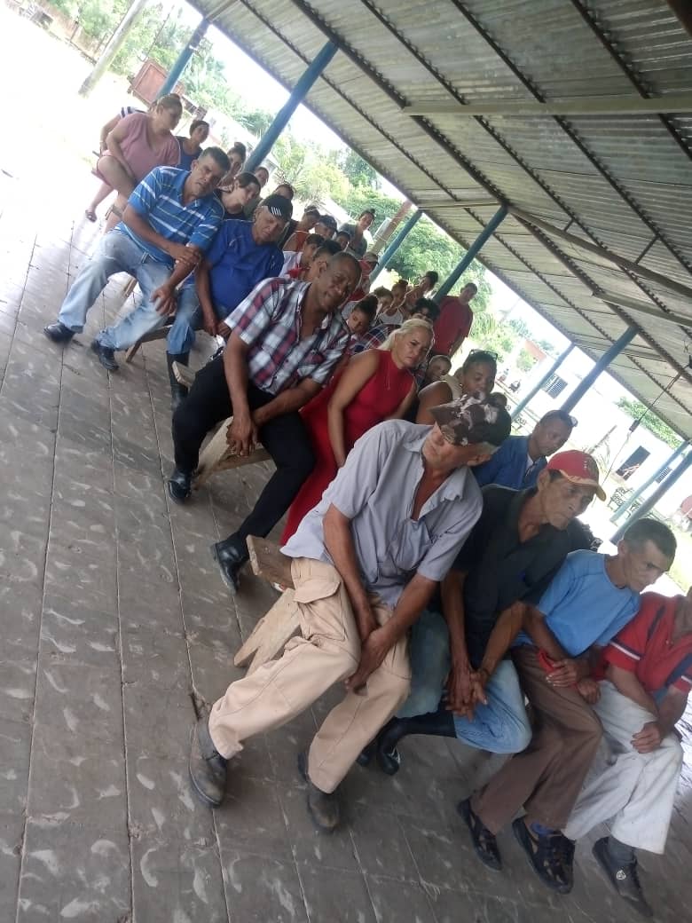 denierbertolis's tweet image. Se continúan desarrollando las asambleas de rendición de cuentas del delegado en #MajaguaUnida