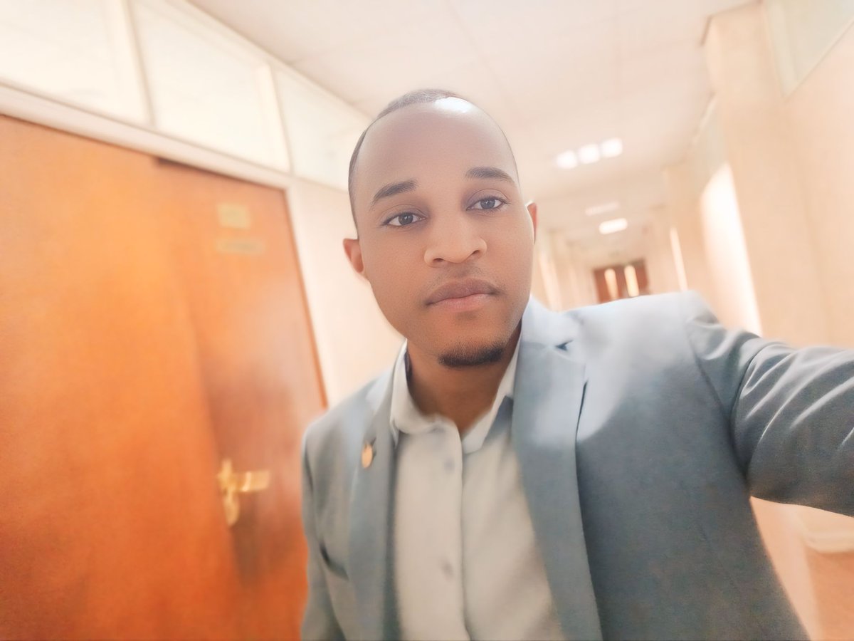 JuliusTumwebaz's tweet photo. Dear young visionary, 

Always be careful about who you praise &amp; admire to become, and who you look down upon and wish to avoid becoming. https://t.co/WeKbZt1YBC