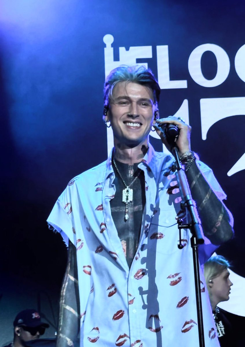 MGK MOB XX parody tweet media