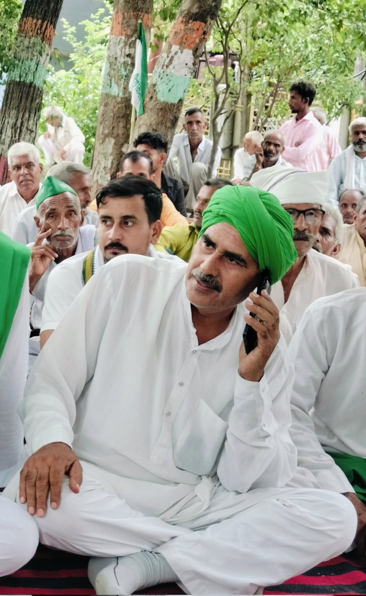 MAHIPALTOMARRku's tweet photo. राष्ट्रीय किसान यूनियन 
Rashtriya Kisan union https://t.co/aSd4HnJWYa