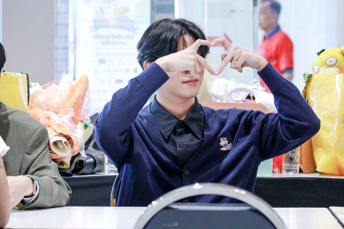 flymemydear's tweet image. 240915 | *.❅· #ohmsarit⋆·˚ ༘
— 하트 &amp;lt;3
#OhmPRIMETIME #PRIMETIMEth 
#PRIMETIME_TimeToLove_Fansign
