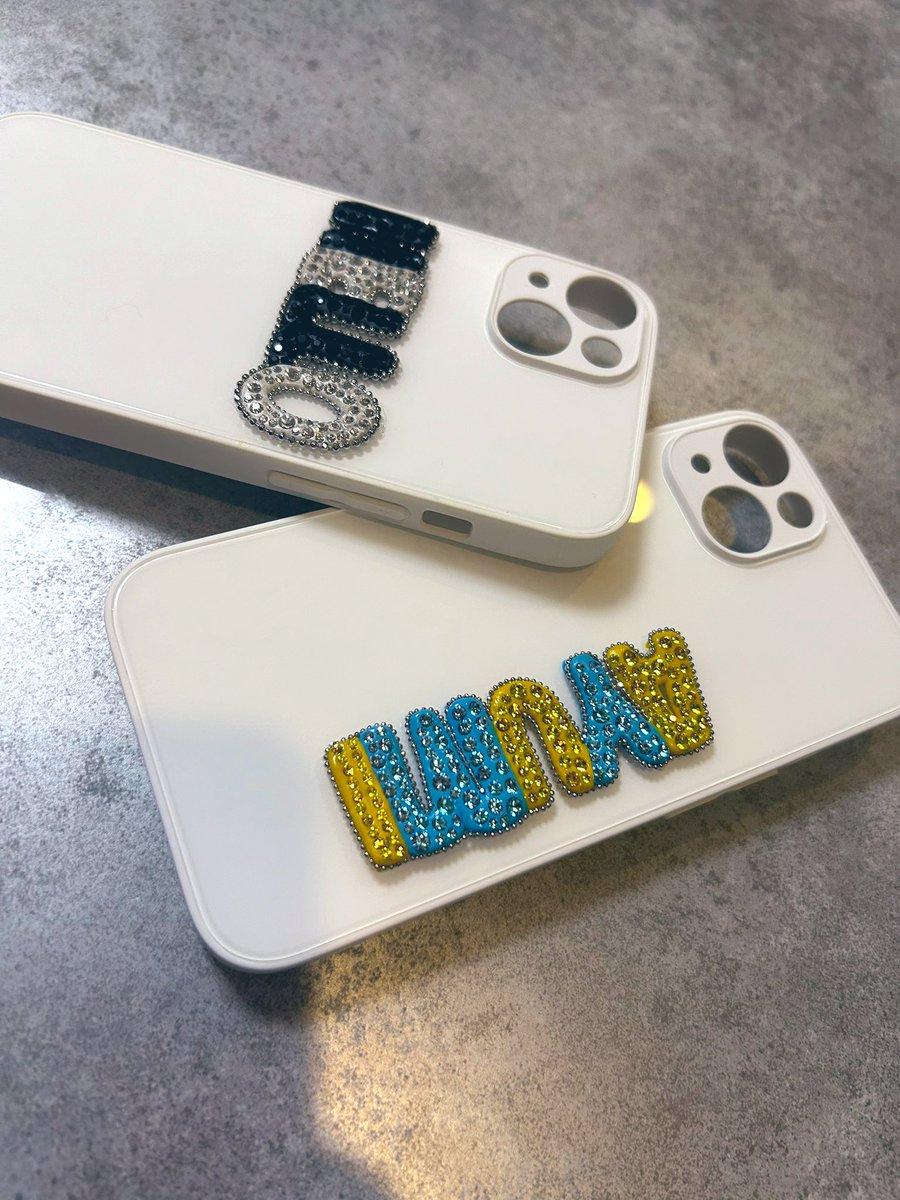 .
ポコポコした立体感がかわいい！

プロフィール欄から公式サイトに
アクセスできます❤︎
#chérie#シェリー#高級ストーン#キラキラ#特別#オーダーメイド#世界に一つ#オリジナル#スマホケース#iPhoneケース#大人女子#大人女子コーデ
cherie917.shop